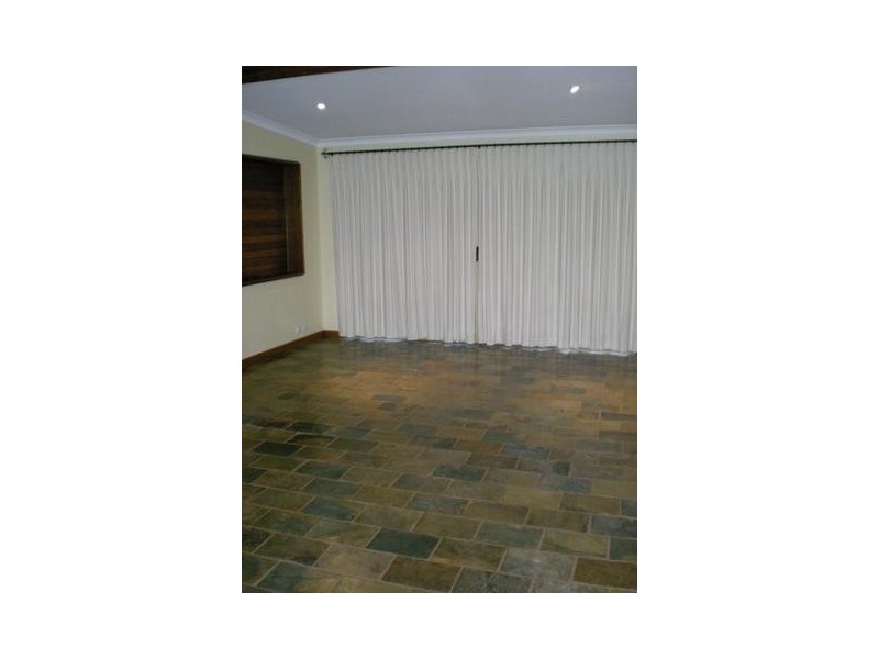 Doubleview WA 6018