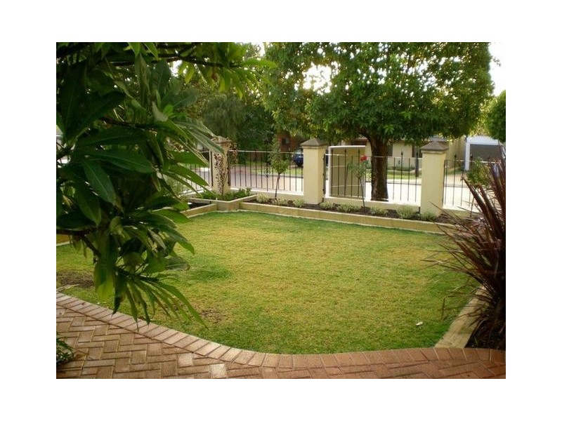 Doubleview WA 6018