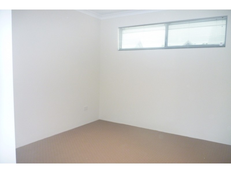 2/107 Norman Street, Innaloo WA 6018