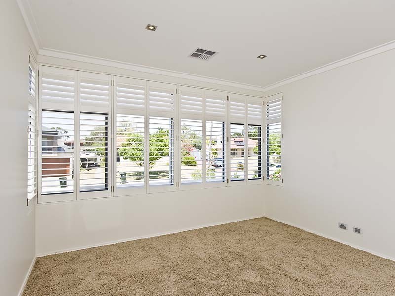 Karrinyup WA 6018