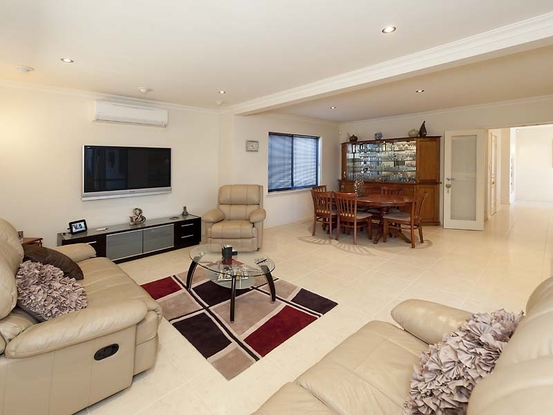 Karrinyup WA 6018