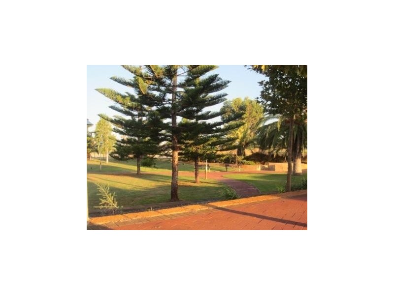 7 Lower Keys Drive, Clarkson WA 6030