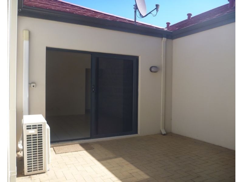 146B Huntriss Road, Doubleview WA 6018