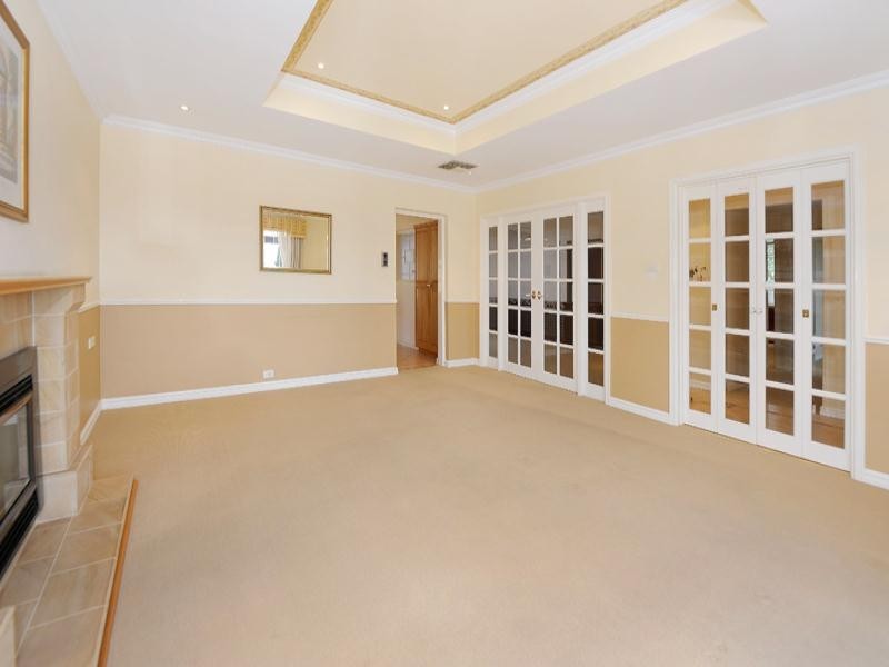 10 Hadley Place, Karrinyup WA 6018