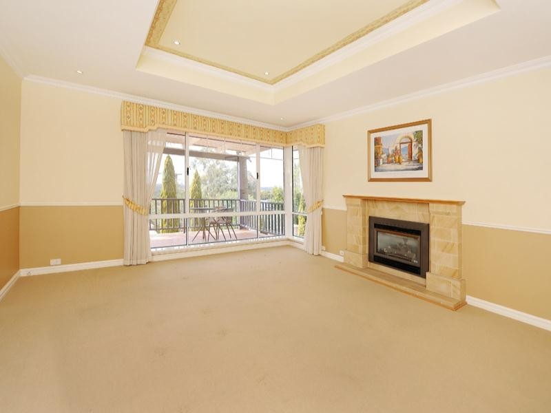 10 Hadley Place, Karrinyup WA 6018