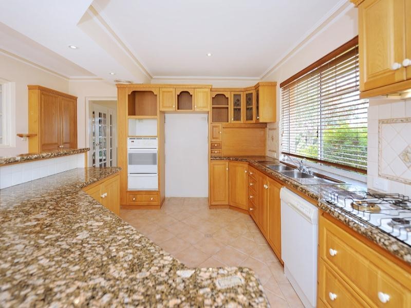 10 Hadley Place, Karrinyup WA 6018