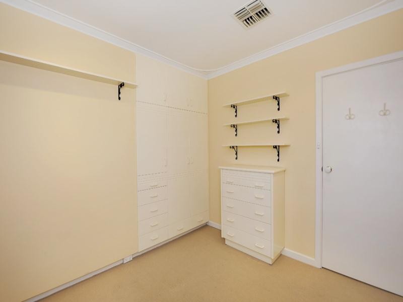 10 Hadley Place, Karrinyup WA 6018