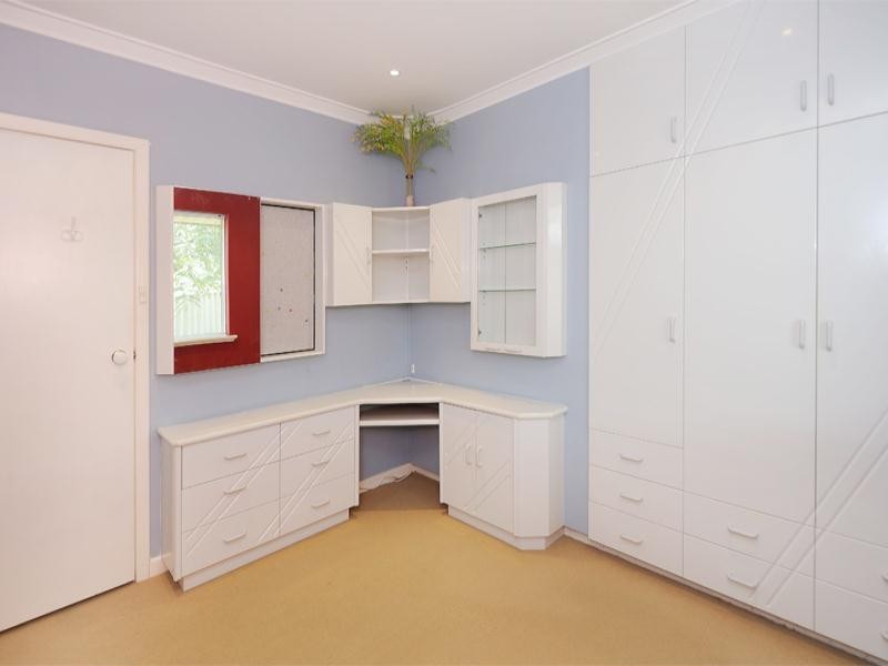 10 Hadley Place, Karrinyup WA 6018