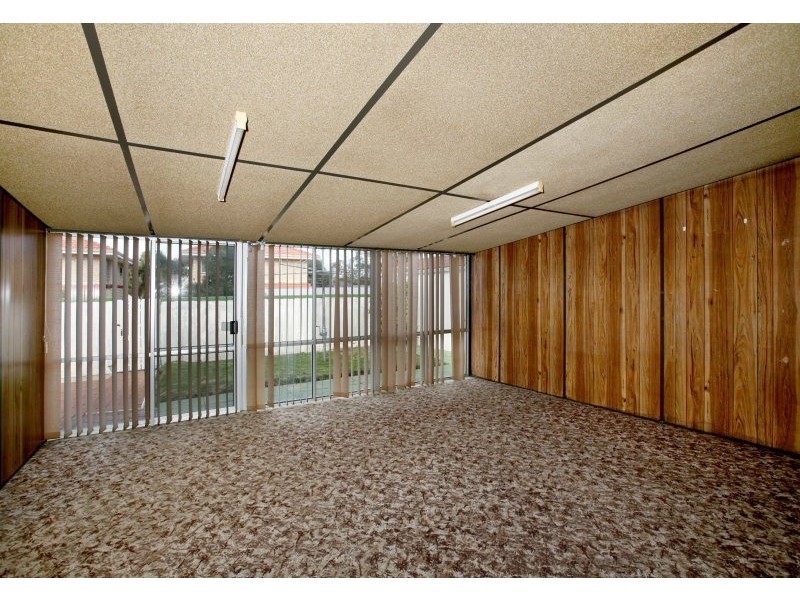 93 Barnes Street, Innaloo WA 6018