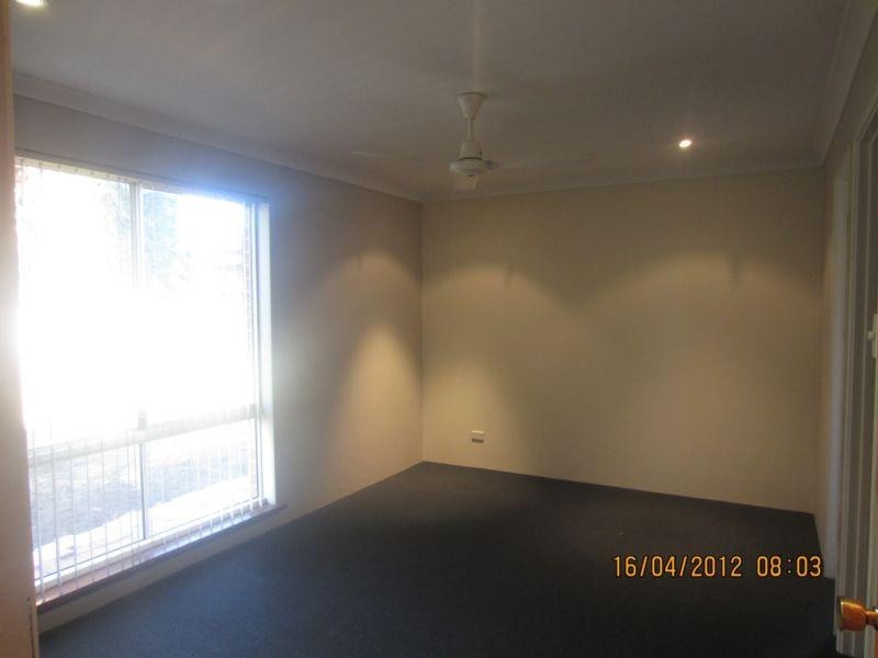 42 Midlothian Cresent, Kinross WA 6028