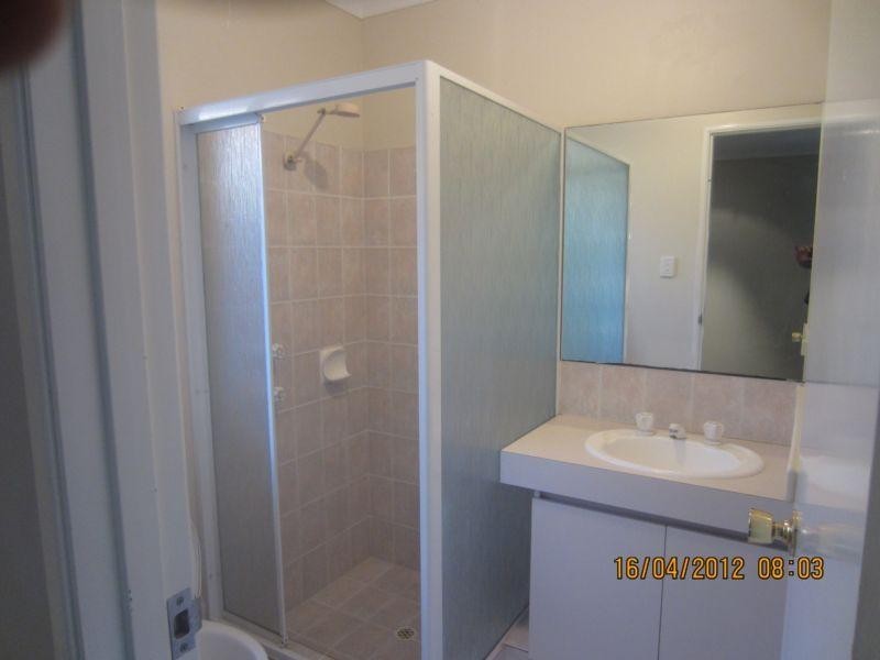 42 Midlothian Cresent, Kinross WA 6028