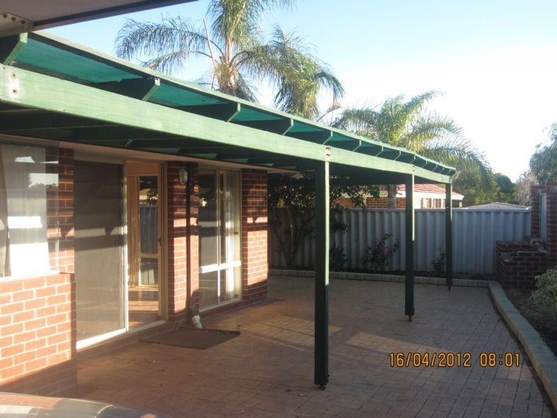 42 Midlothian Cresent, Kinross WA 6028