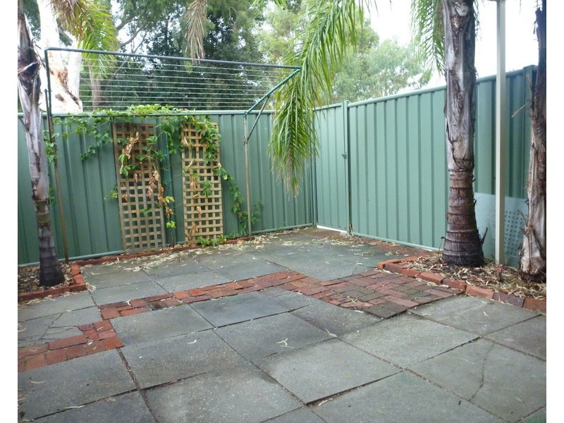 34/321 Harborne Street, Glendalough WA 6016