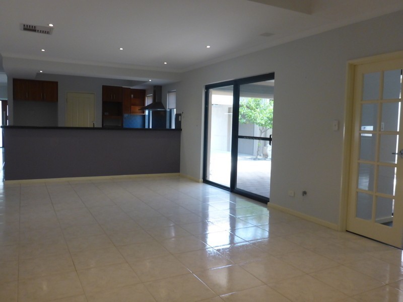 28 Montebello Avenue, Heathridge WA 6027