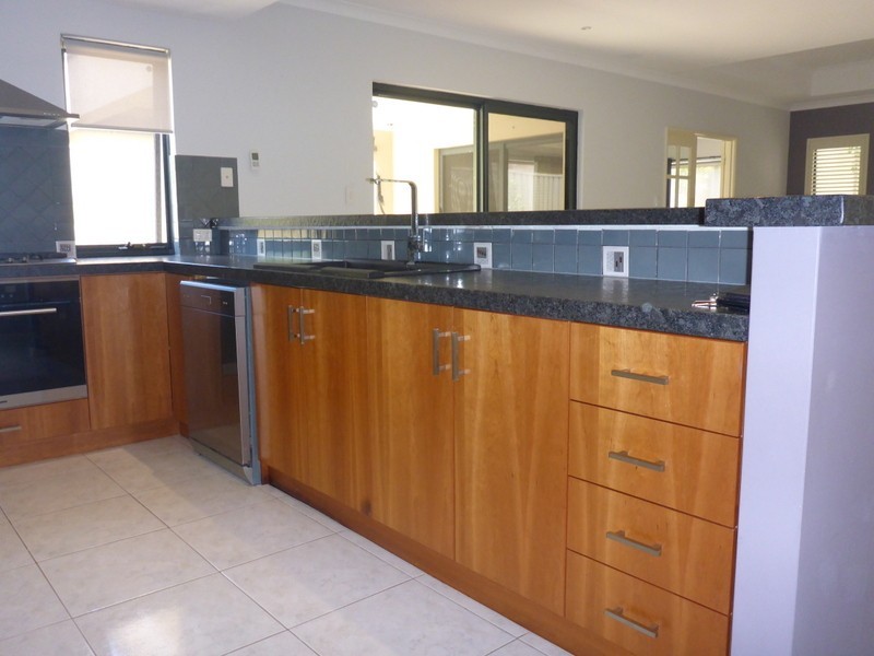 28 Montebello Avenue, Heathridge WA 6027