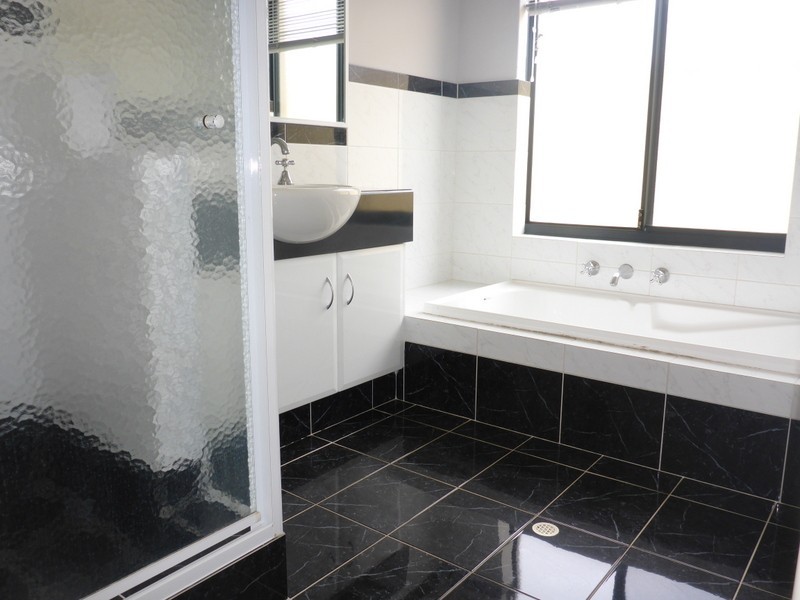 28 Montebello Avenue, Heathridge WA 6027