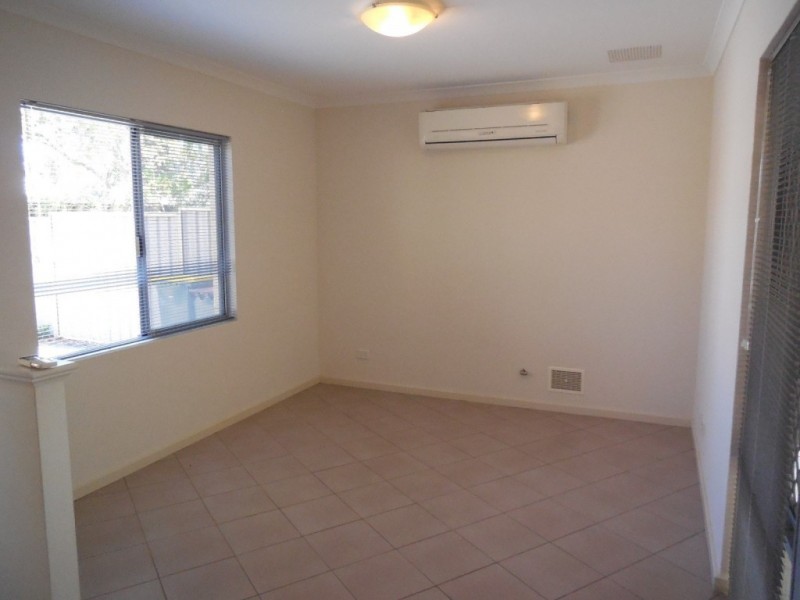 B/34 Boronia Street, Innaloo WA 6018