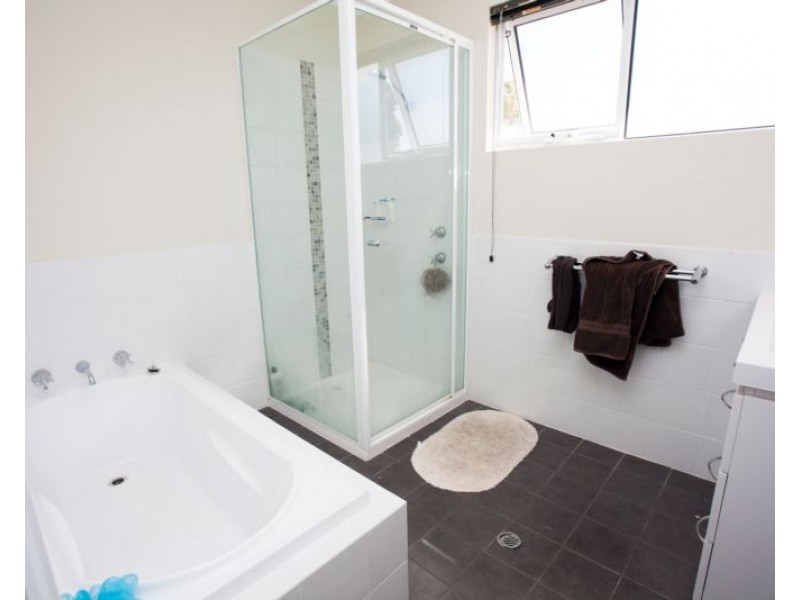 2/41 Selina Street, Innaloo WA 6018