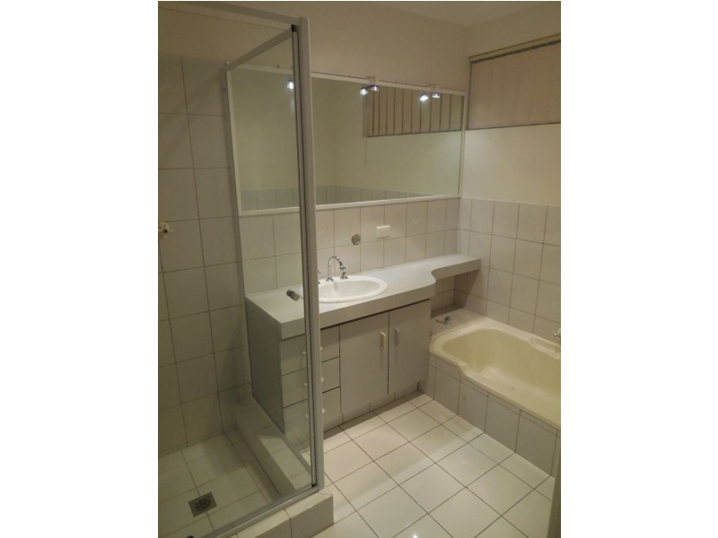 10 Caenby Close (132 Karrinyup Road), Karrinyup WA 6018