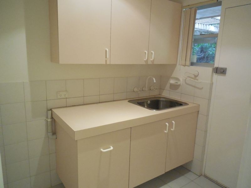 10 Caenby Close (132 Karrinyup Road), Karrinyup WA 6018