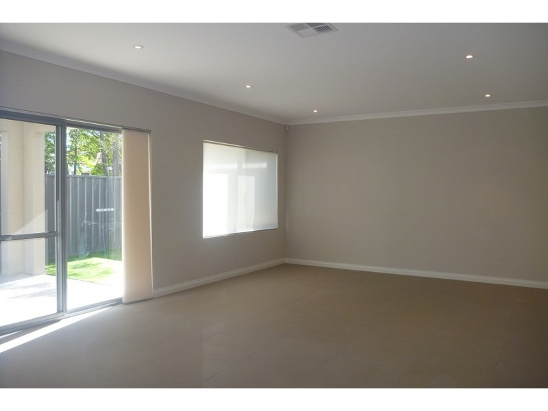 65C Lancaster Street, Dianella WA 6059