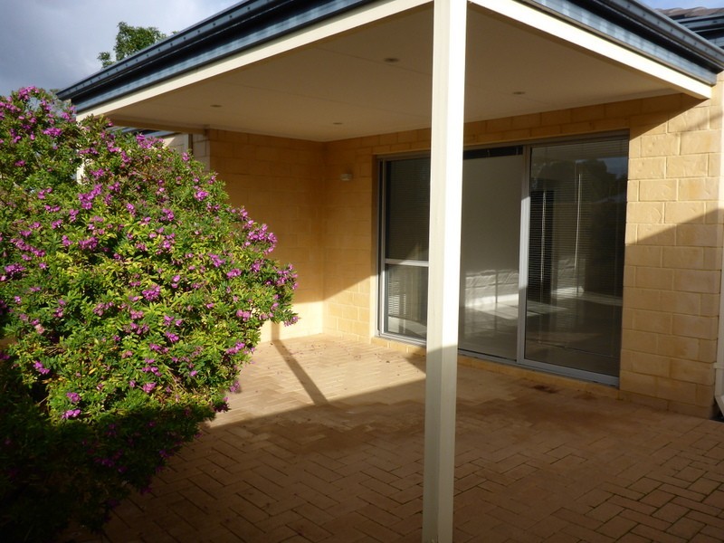 14 Shaw Road, Innaloo WA 6018