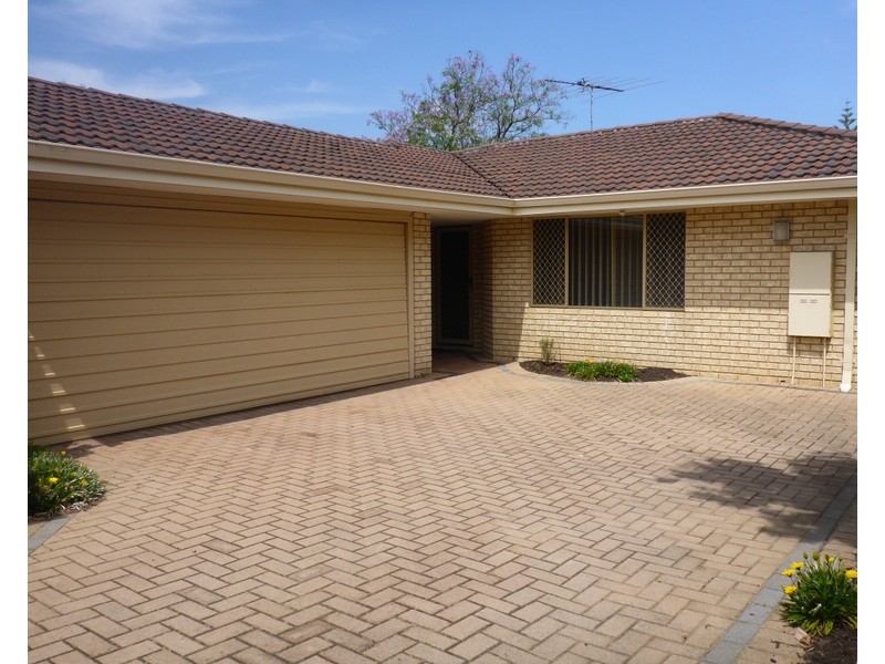 245B Grand Promenade, Doubleview WA 6018