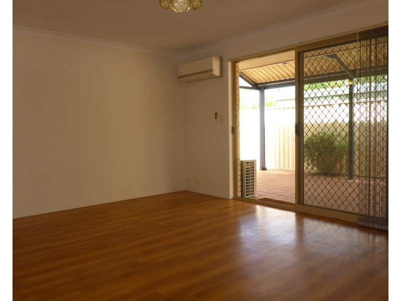 245B Grand Promenade, Doubleview WA 6018