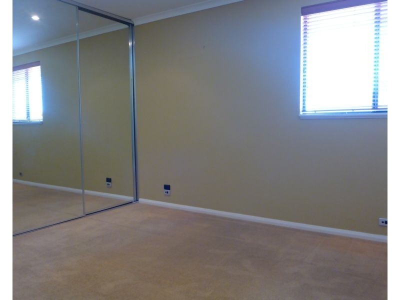 107 Arnott Street, Trigg WA 6029