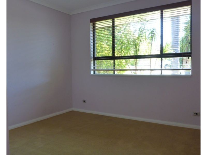 107 Arnott Street, Trigg WA 6029