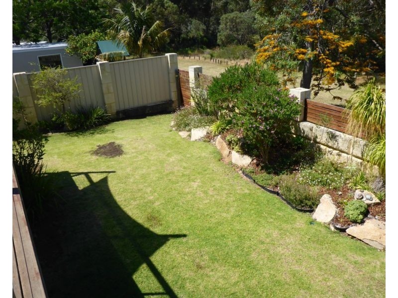 107 Arnott Street, Trigg WA 6029