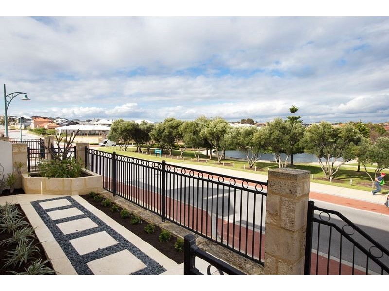 87 Delgado Parade, Iluka WA 6028