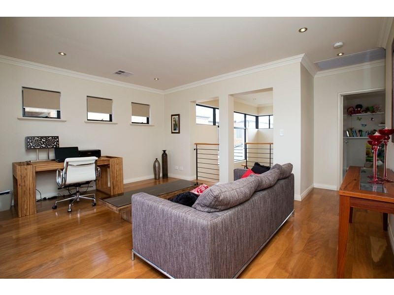 87 Delgado Parade, Iluka WA 6028