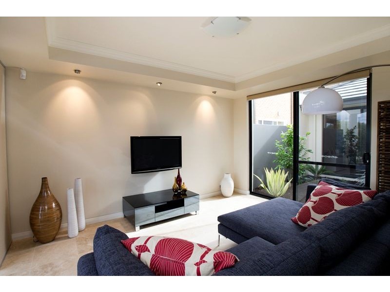 87 Delgado Parade, Iluka WA 6028