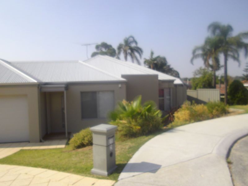 1/2 Lilacdale Road, Innaloo WA 6018