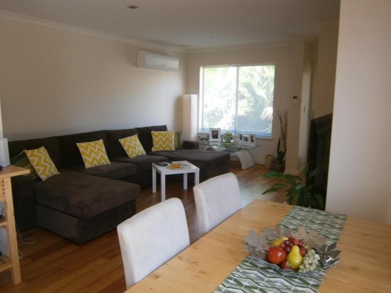 1/2 Lilacdale Road, Innaloo WA 6018