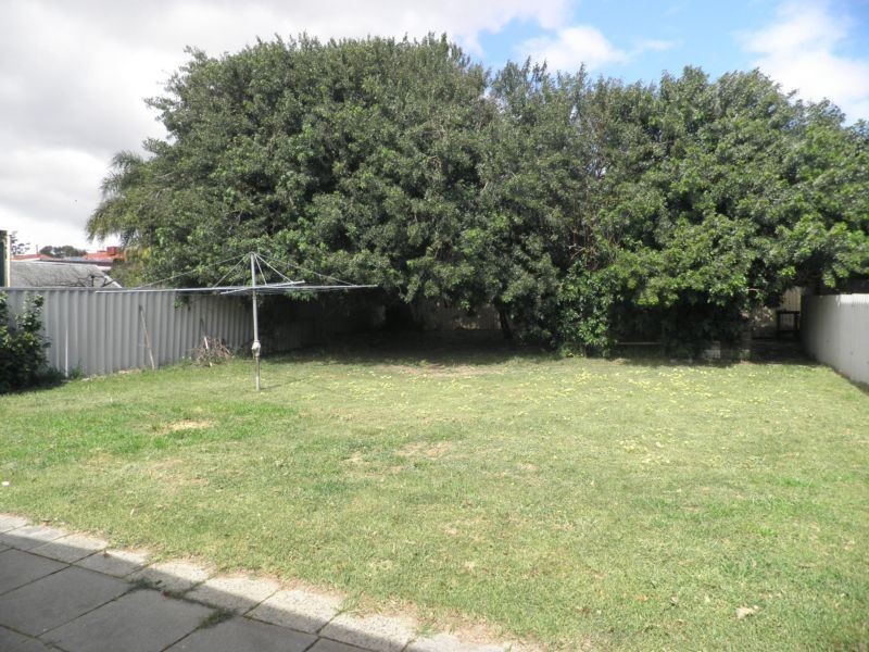 52 Camberwell Road, Balga WA 6061