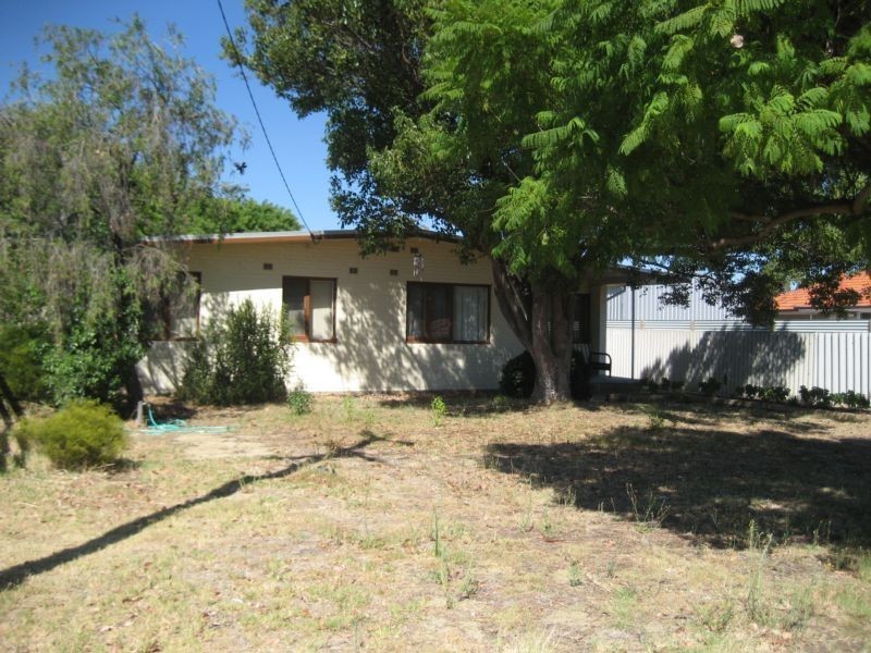 52 Camberwell Road, Balga WA 6061