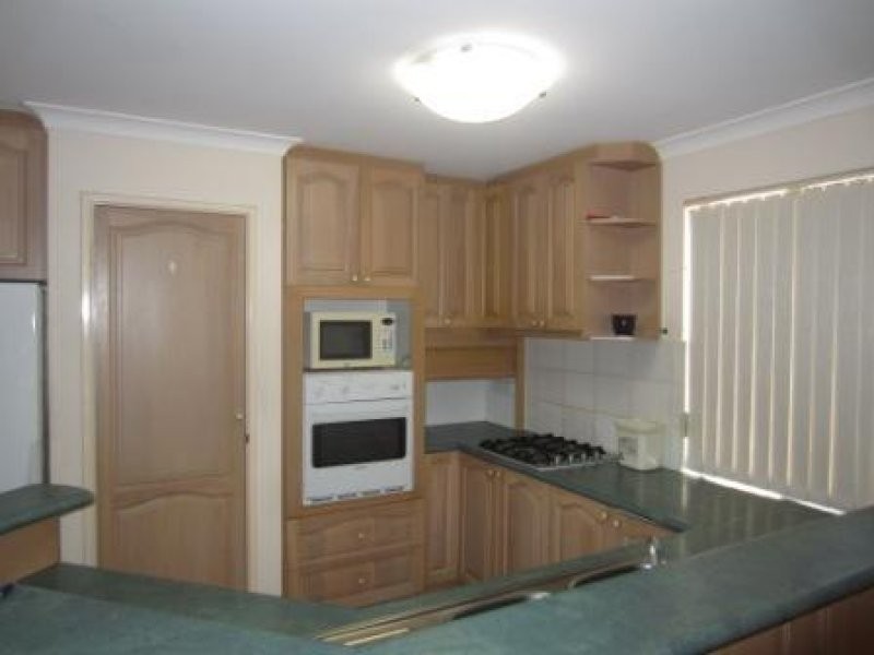 4 Ambrose Street, Innaloo WA 6018