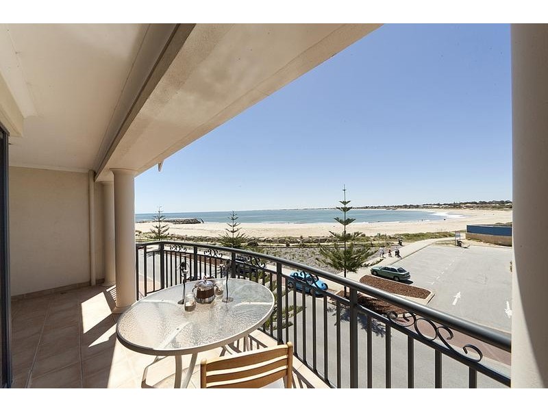 Mandurah WA 6210