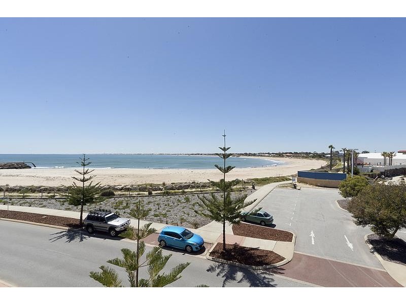 Mandurah WA 6210