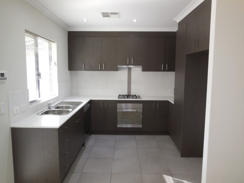 B/12 Muriel Avenue, Innaloo WA 6018