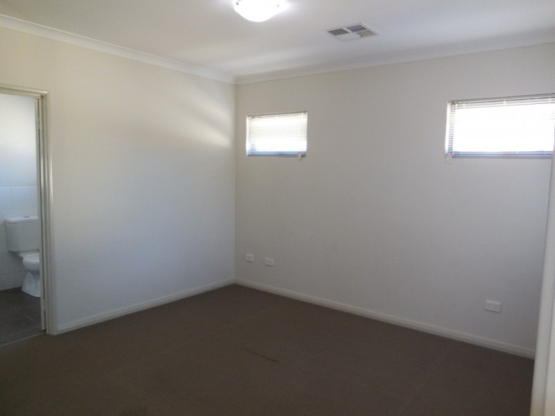 B/12 Muriel Avenue, Innaloo WA 6018