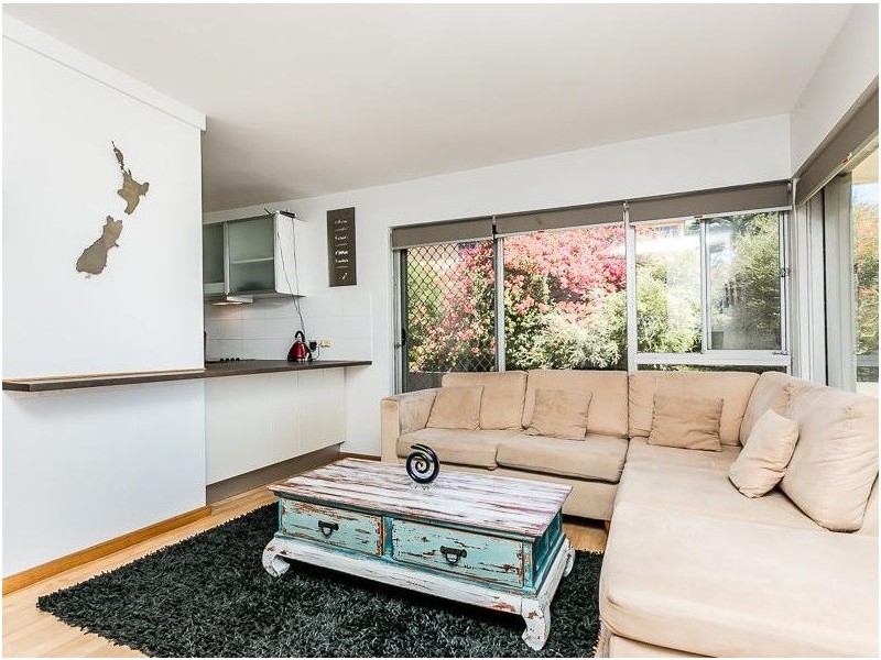 2/306-308 West Coast Highway, Scarborough WA 6019