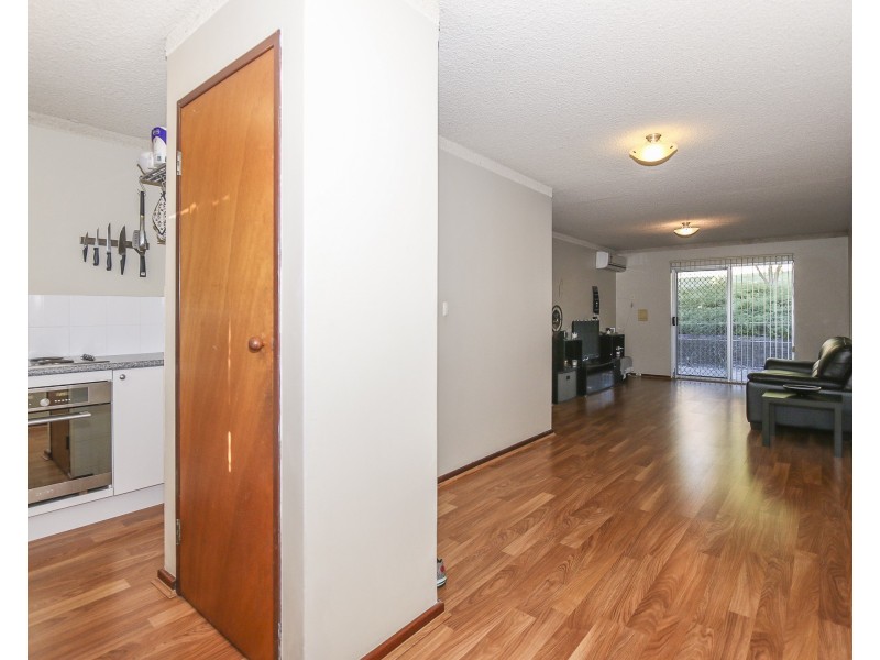 17/3 Oxford Street, Inglewood WA 6052