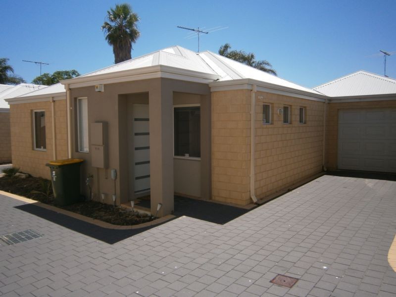 12B Findon Crescent, Westminster WA 6061