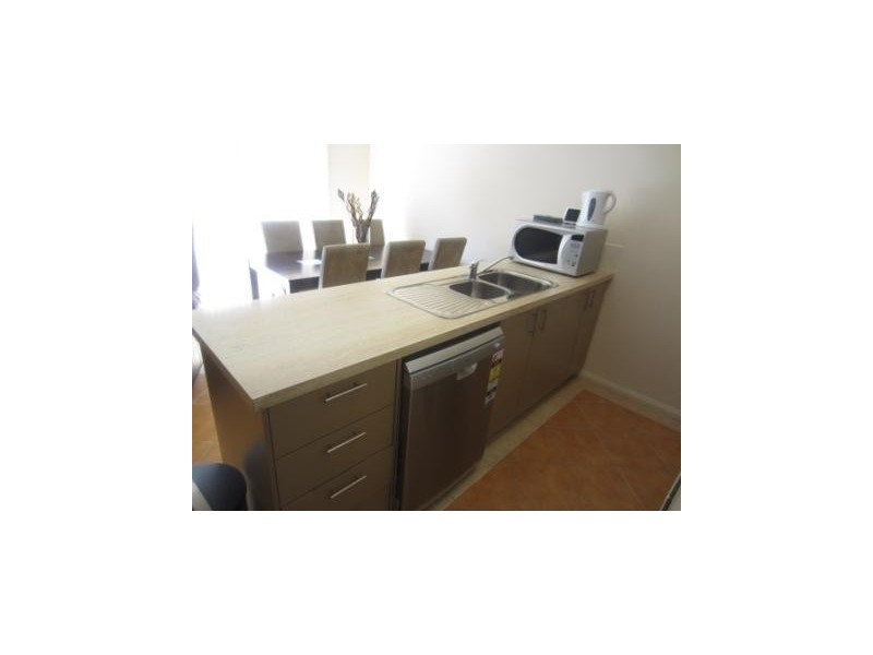 2/10 Nanson Way, Nollamara WA 6061