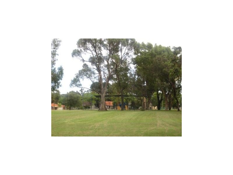 2/10 Nanson Way, Nollamara WA 6061