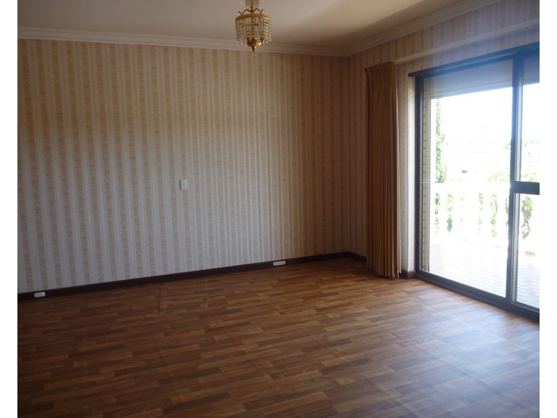 28 Corella Street, Stirling WA 6021