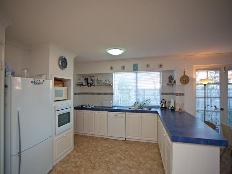 21 Santarosa Way, Stirling WA 6021